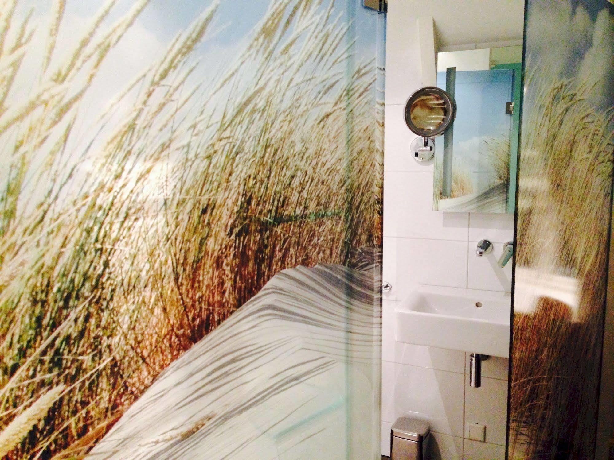 Hotel Brasserie Om De Noord Schiermonnikoog Εξωτερικό φωτογραφία
